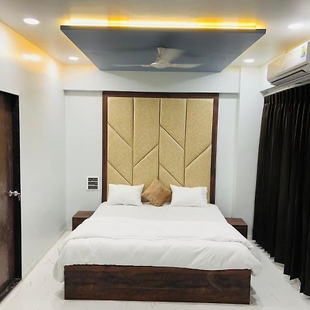 סוראט Hotel New City Light מראה חיצוני תמונה
