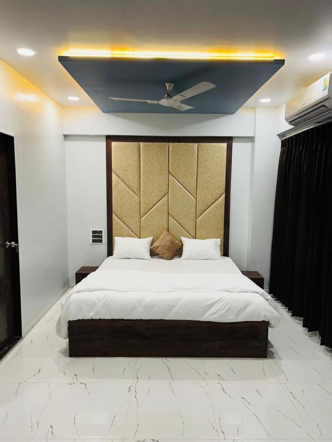 סוראט Hotel New City Light מראה חיצוני תמונה